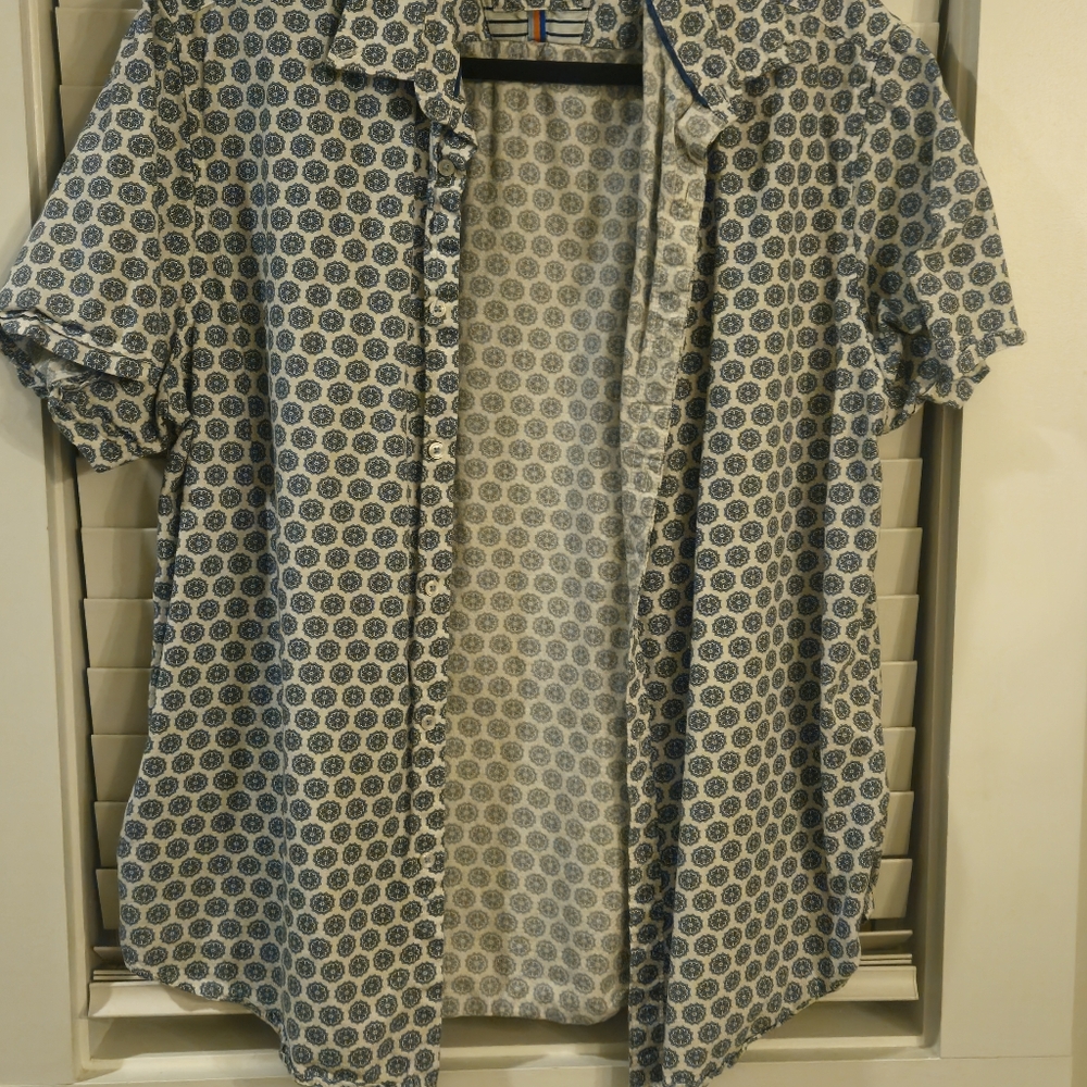 Denim & Flower Blue and White Casual Button Down Shirt